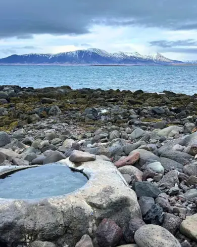 Kvika Footbath Hot Spring With Mountain Winter Medium