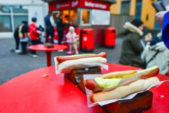 Hotdog Stand Reykjavik Street Food Scene Travelreykjavik Medium